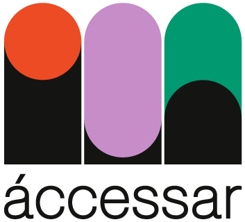 Logotipo de Áccessar, compuesto por tres formas geométricas redondeadas naranja, verde y lila. Refleja modernidad e inclusión.